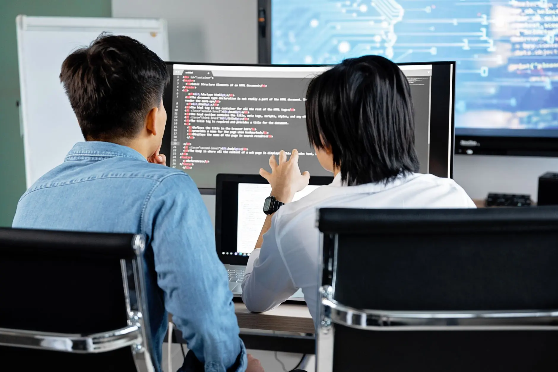 白银企业营销管理系统选型对比：自研开发与系统集成的实施路径分析正文配图 1