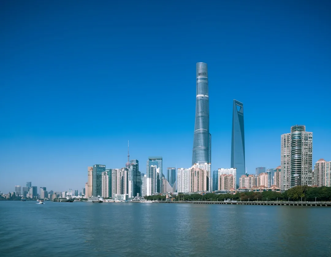 白银企业数字化转型趋势：营销管理系统在销售管理中的应用解析